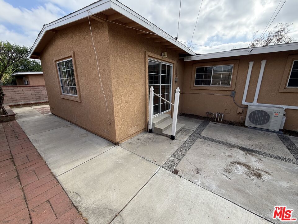 1426 S Rita Way, Santa Ana CA 92704 - photo 28