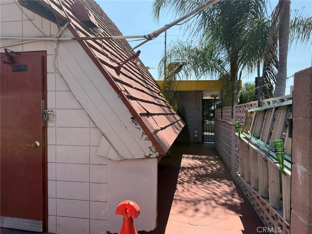 1431 W Warner Avenue, Santa Ana CA 92704 - photo 29