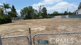 1501 Lowell Street N, Santa Ana, CA 92706