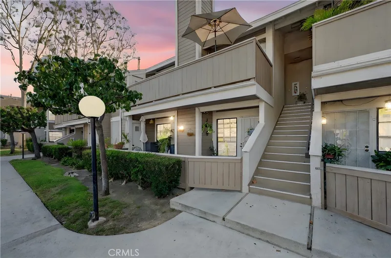 1501 S Raitt Street 115, Santa Ana, CA 92704