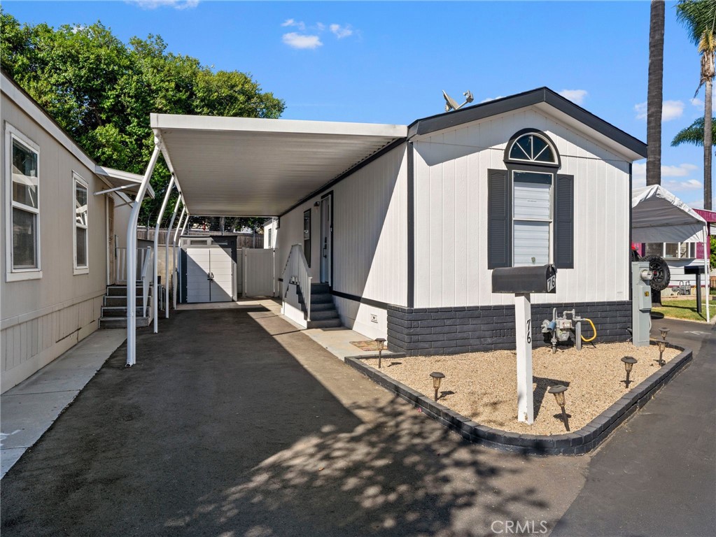 1517 N Newhope Street 76, Santa Ana CA 92703 - photo 2