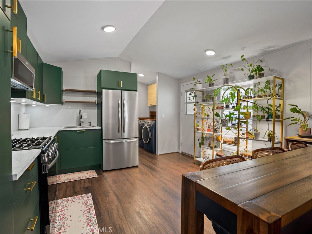 1517 N Newhope Street 76, Santa Ana CA 92703 - photo 3