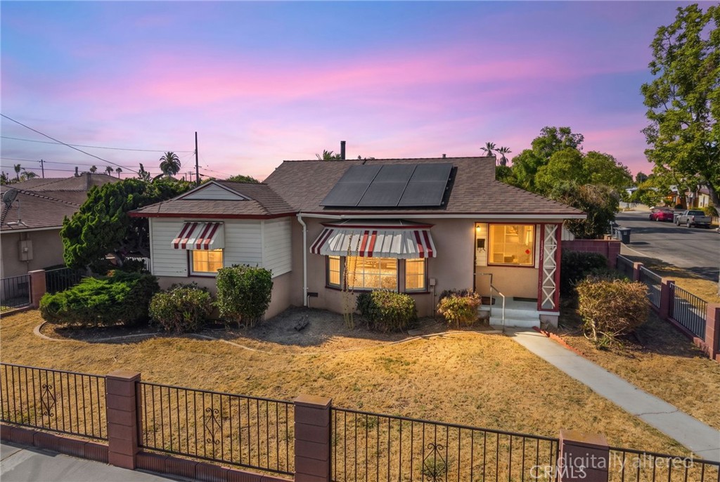 1517 W Borchard Avenue, Santa Ana CA 92704 - photo 1