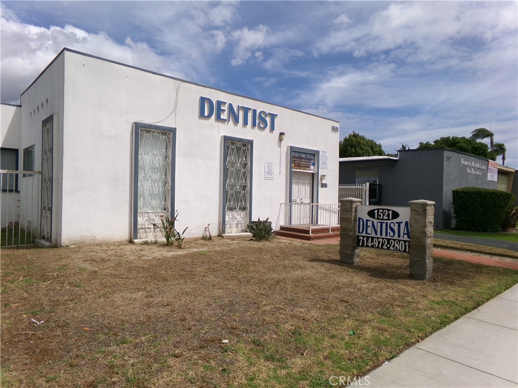 1521 N Broadway, Santa Ana CA 92706 - photo 9