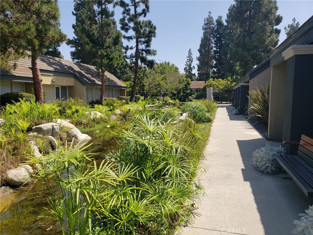 1526 84 Brookhollow, Santa Ana CA 92705 - photo 3