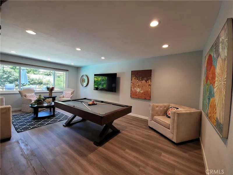 1529 E 21st Street, Santa Ana, CA 92705