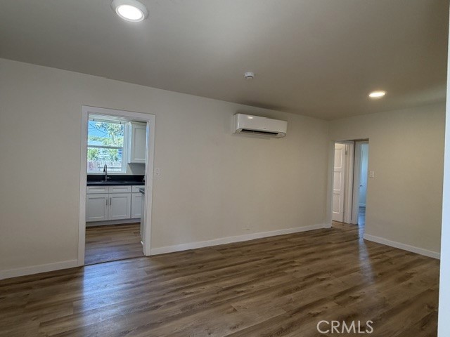 1533 N Van Ness, Santa Ana CA 92706 - photo 9