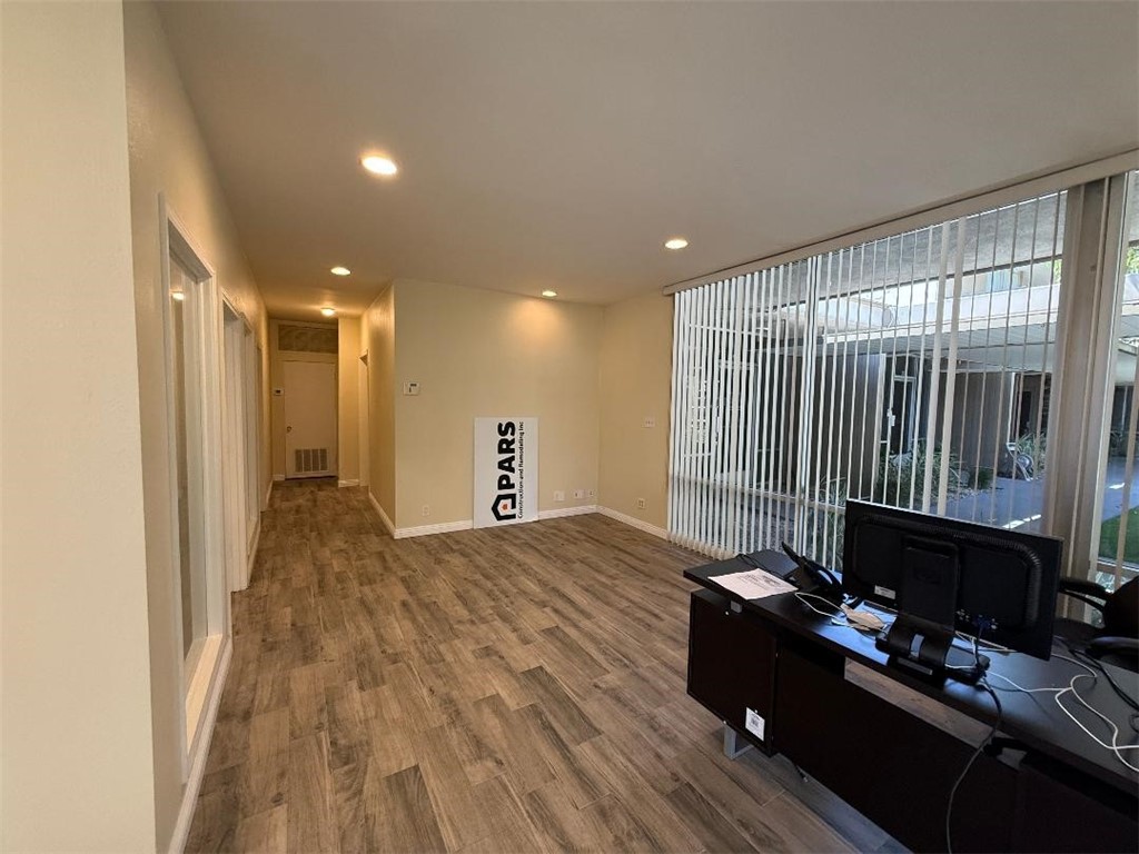 1535 E 17th Street E 105, Santa Ana CA 92705 - photo 5