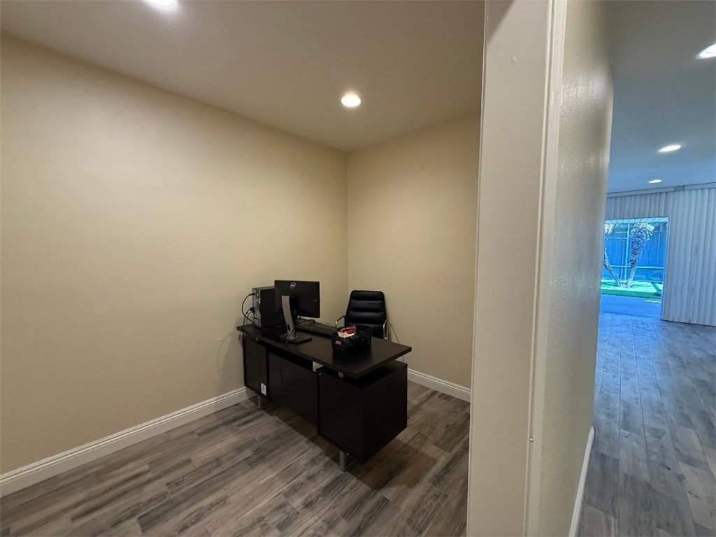 1535 E 17th Street E 105, Santa Ana CA 92705 - photo 7