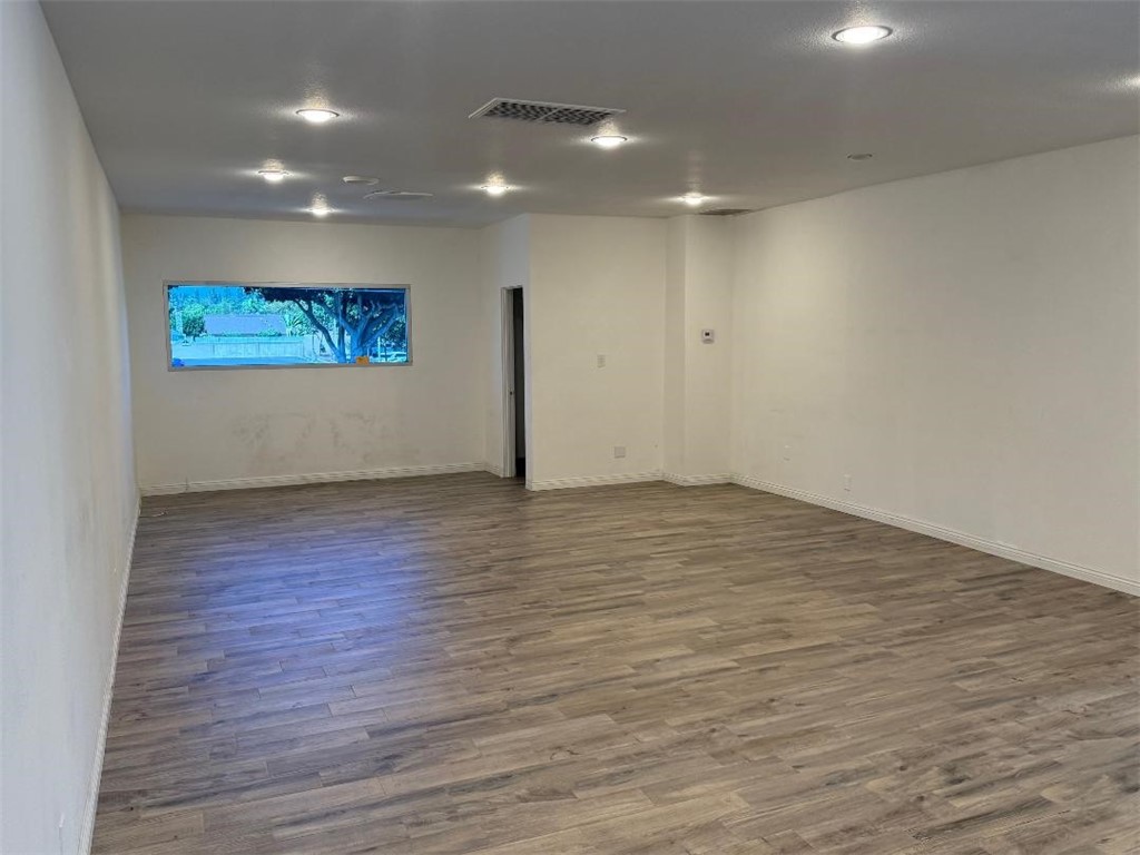 1535 E 17th Street E 206, Santa Ana CA 92705 - photo 7