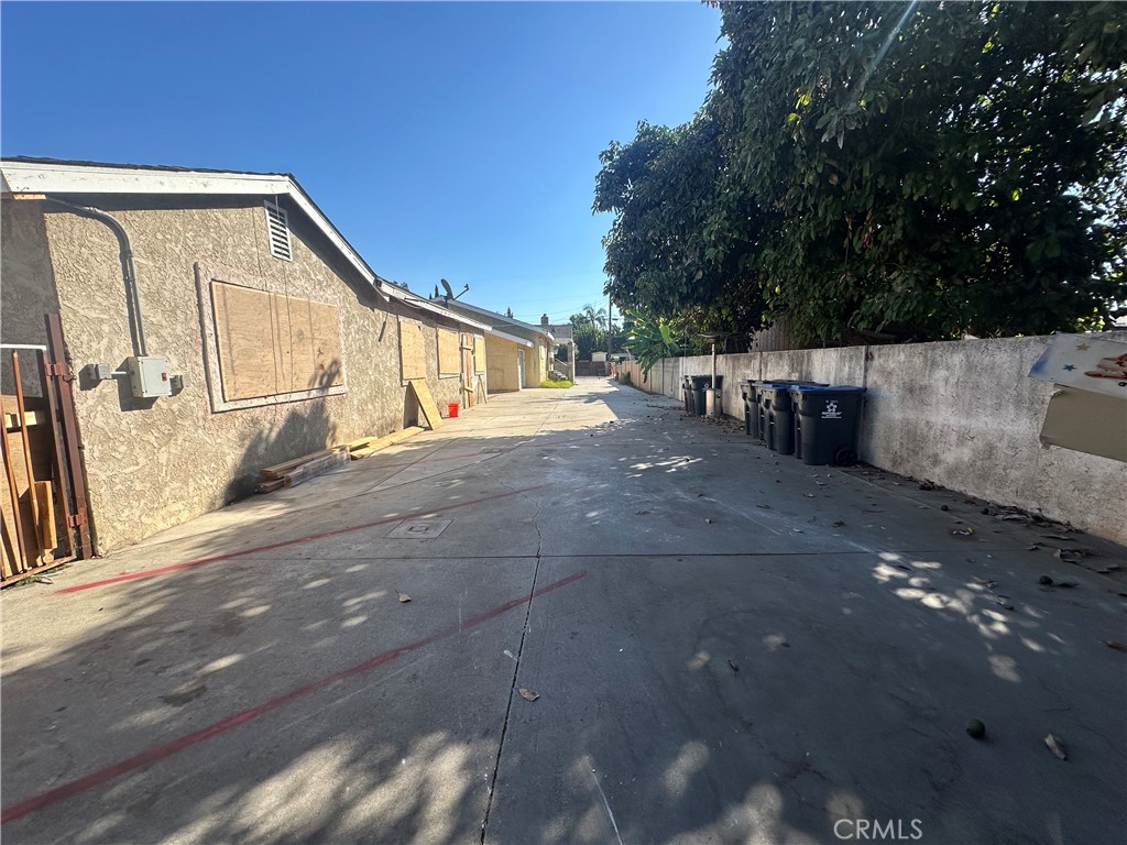 15602 Newhope, Santa Ana CA 92704 - photo 2