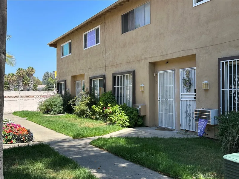 1602 N KING #M3 Street, Santa Ana