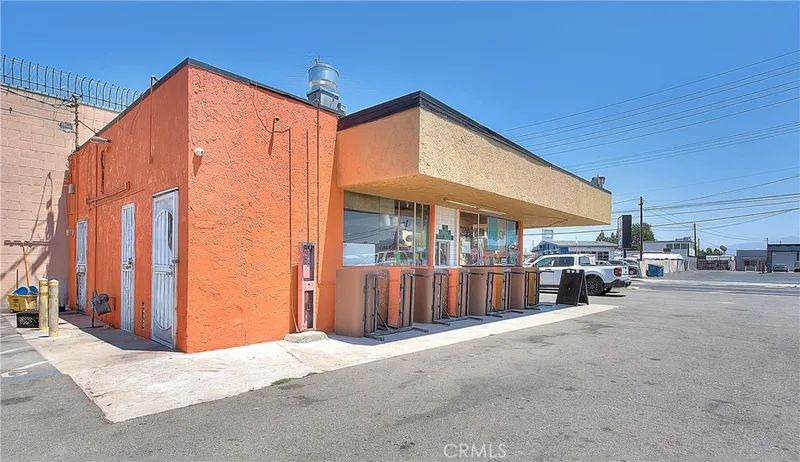 1610 S Standard Avenue, Santa Ana, CA 92707