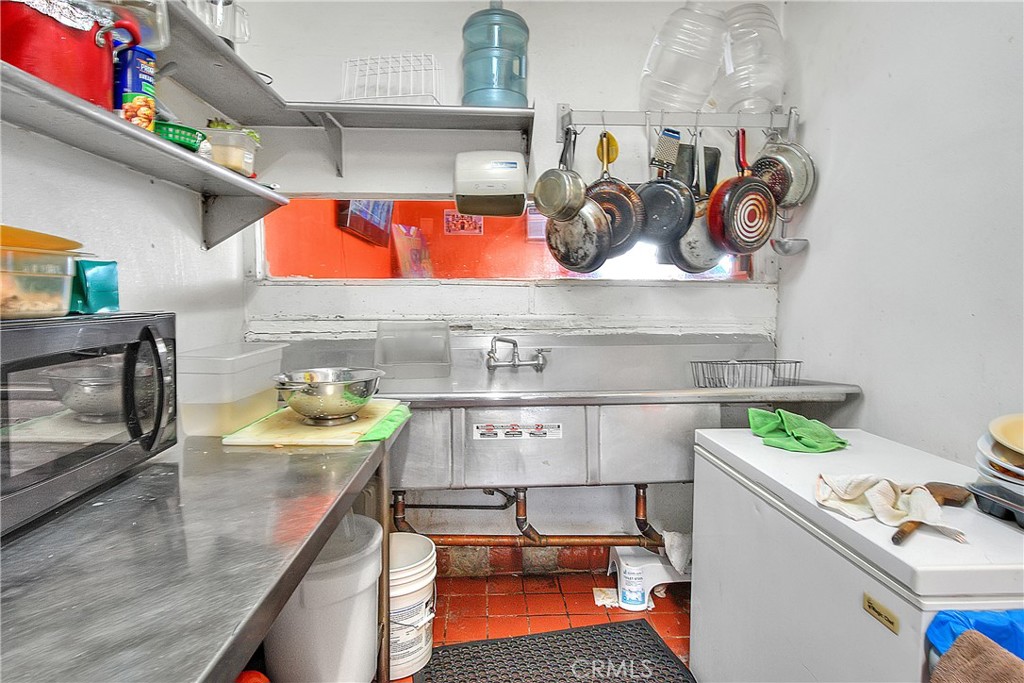 1610 S Standard Avenue, Santa Ana CA 92707 - photo 15