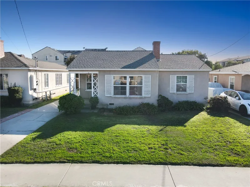 1618 W 9th, Santa Ana, CA 92703