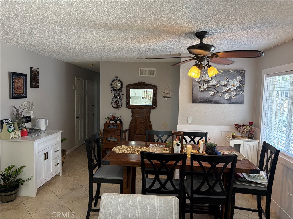 Formal Dinning Room - 1622 S Pacific, Santa Ana CA 92704 - photo 4