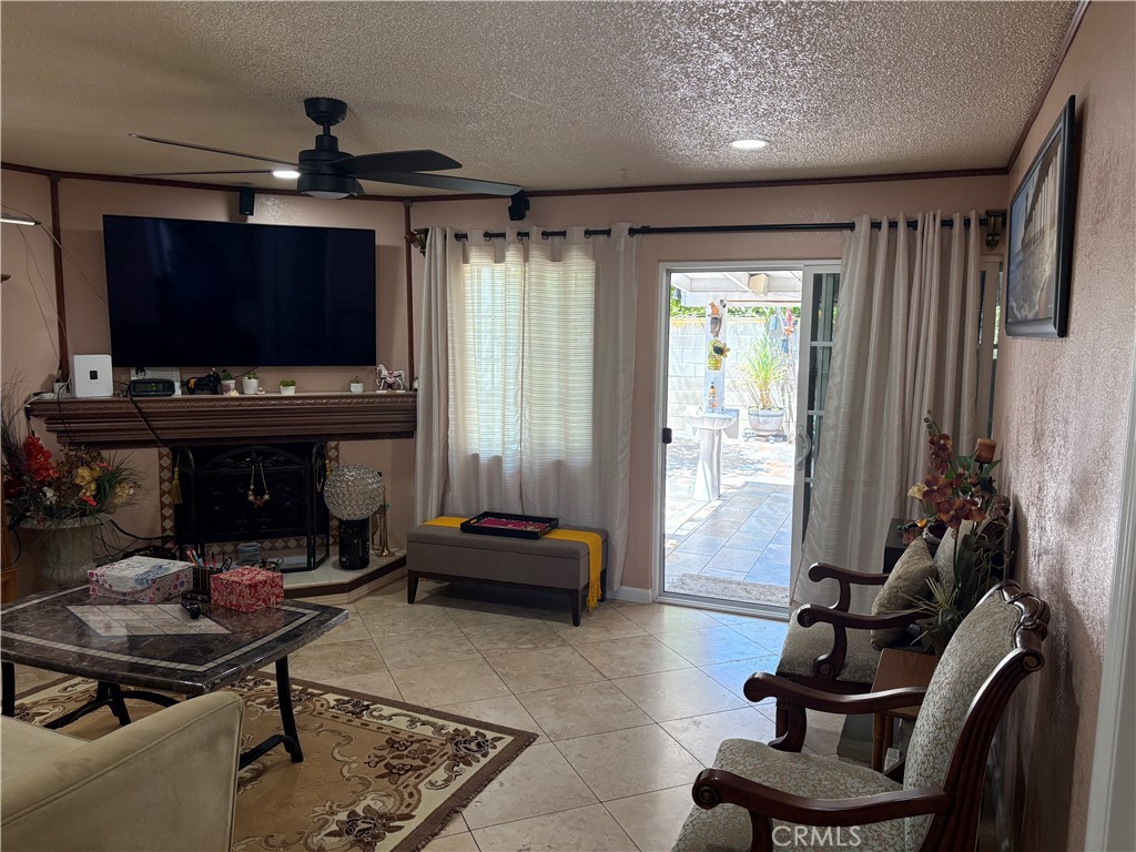 Living Room - 1622 S Pacific, Santa Ana CA 92704 - photo 9