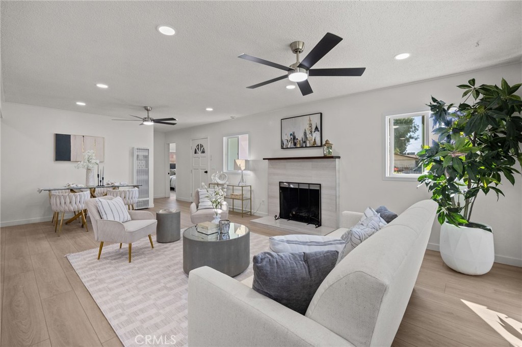 1638 W Pine street, Santa Ana CA 92703 - photo 8