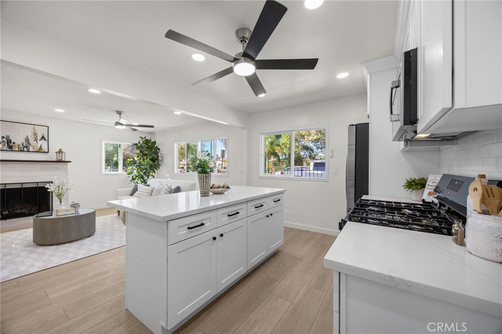 1638 W Pine street, Santa Ana CA 92703 - photo 15
