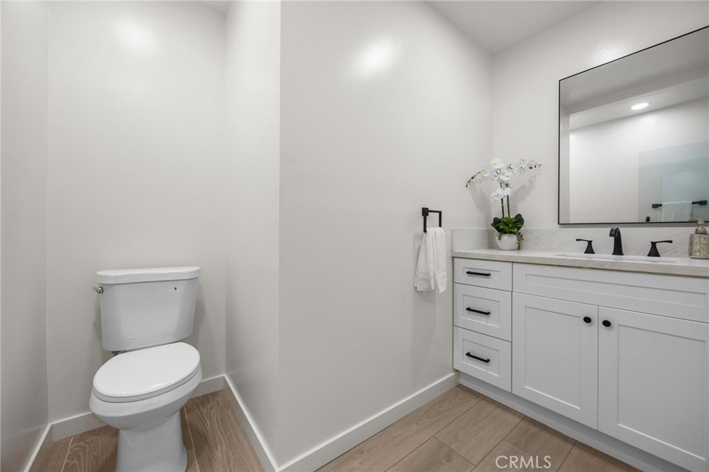 1638 W Pine street, Santa Ana CA 92703 - photo 23