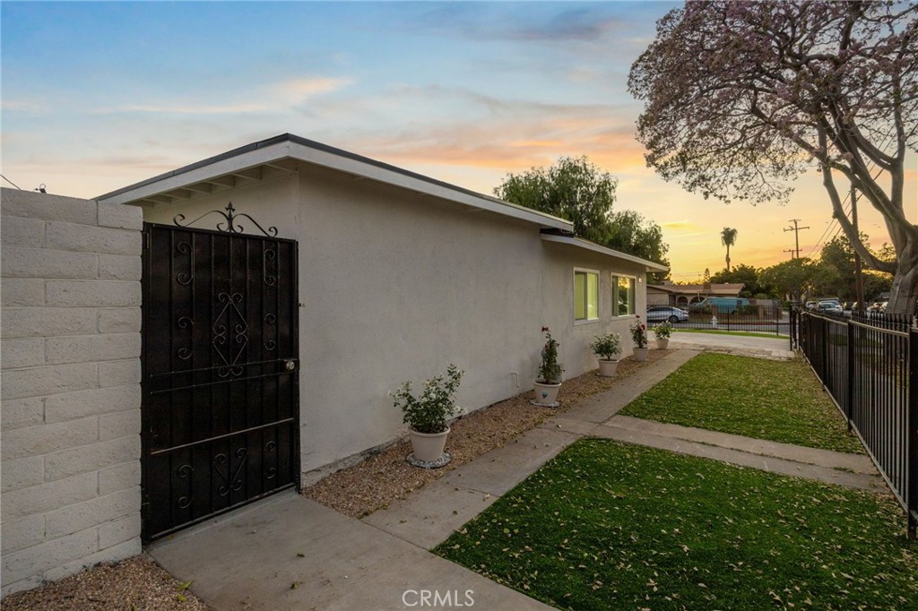 1638 W Pine street, Santa Ana CA 92703 - photo 40