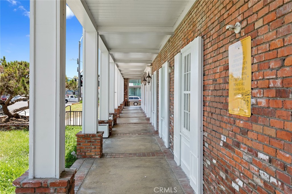 1701 N Main St, Santa Ana CA 92706 - photo 11