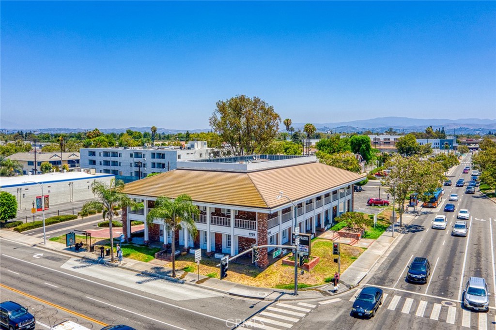 1701 N Main St, Santa Ana CA 92706 - photo 30