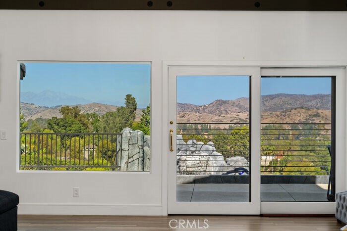 1711 Sirrine, Santa Ana CA 92705 - photo 7