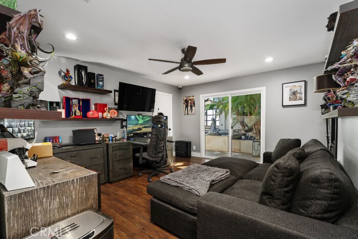 1711 Sirrine, Santa Ana CA 92705 - photo 20