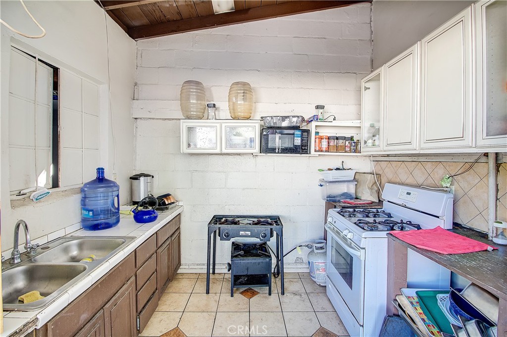 1717 W Santa Ana Blvd, Santa Ana CA 92703 - photo 31