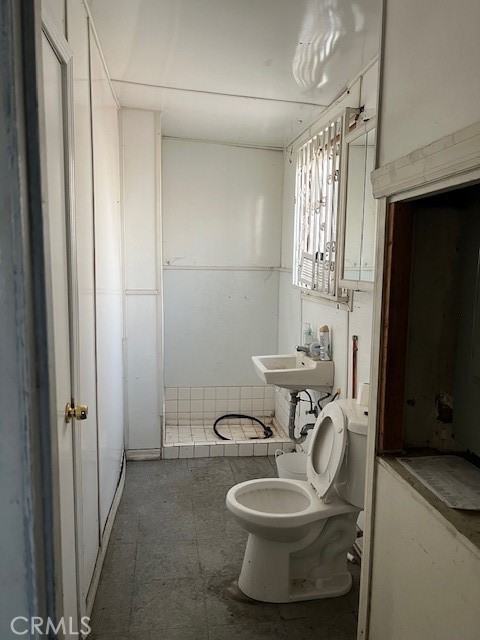 bathroom - 1724 W 2nd, Santa Ana CA 92703 - photo 10