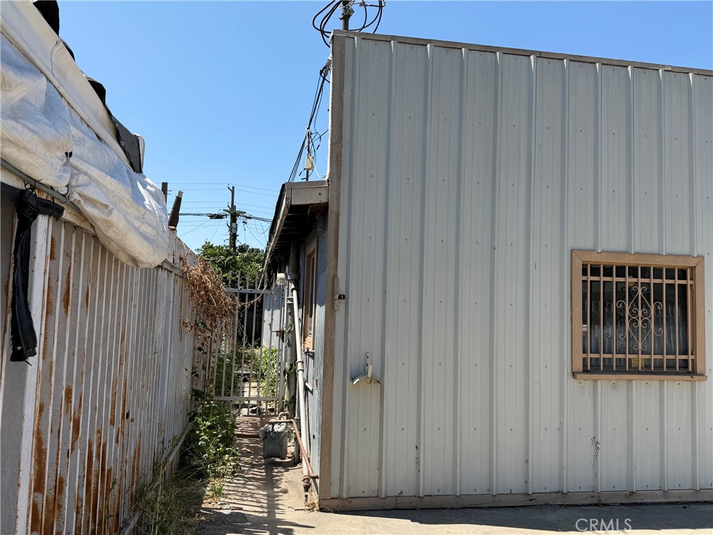 Building left side - 1724 W 2nd, Santa Ana CA 92703 - photo 14