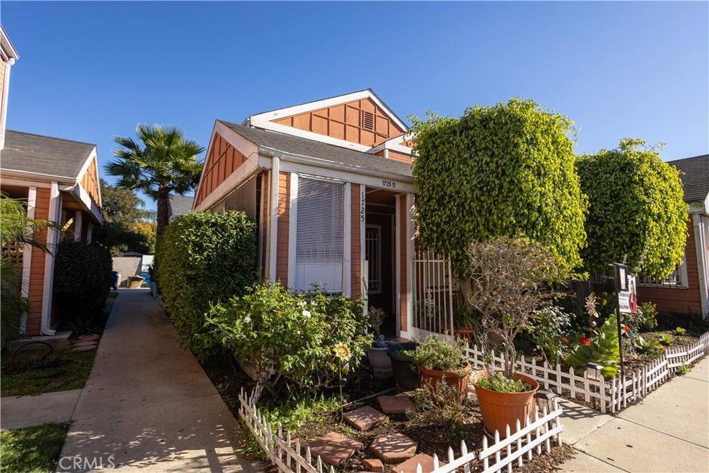 1725 W 3rd Street 1, Santa Ana CA 92703 - photo 1