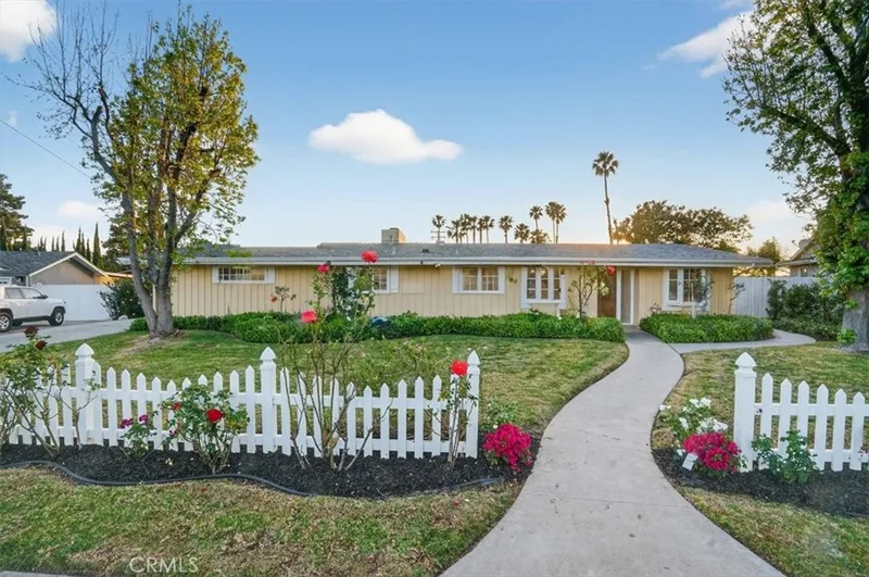 1752 Sierra Alta, Santa Ana, CA 92705