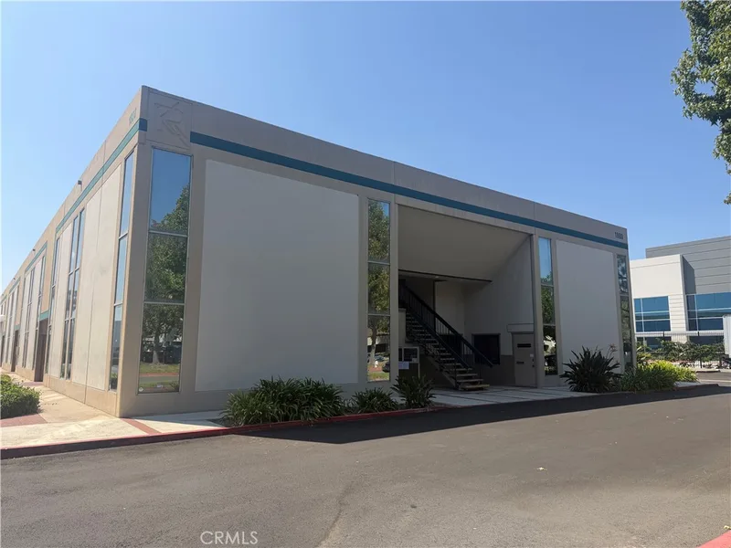 1800 E Garrey Avenue 212, Santa Ana, CA 92705