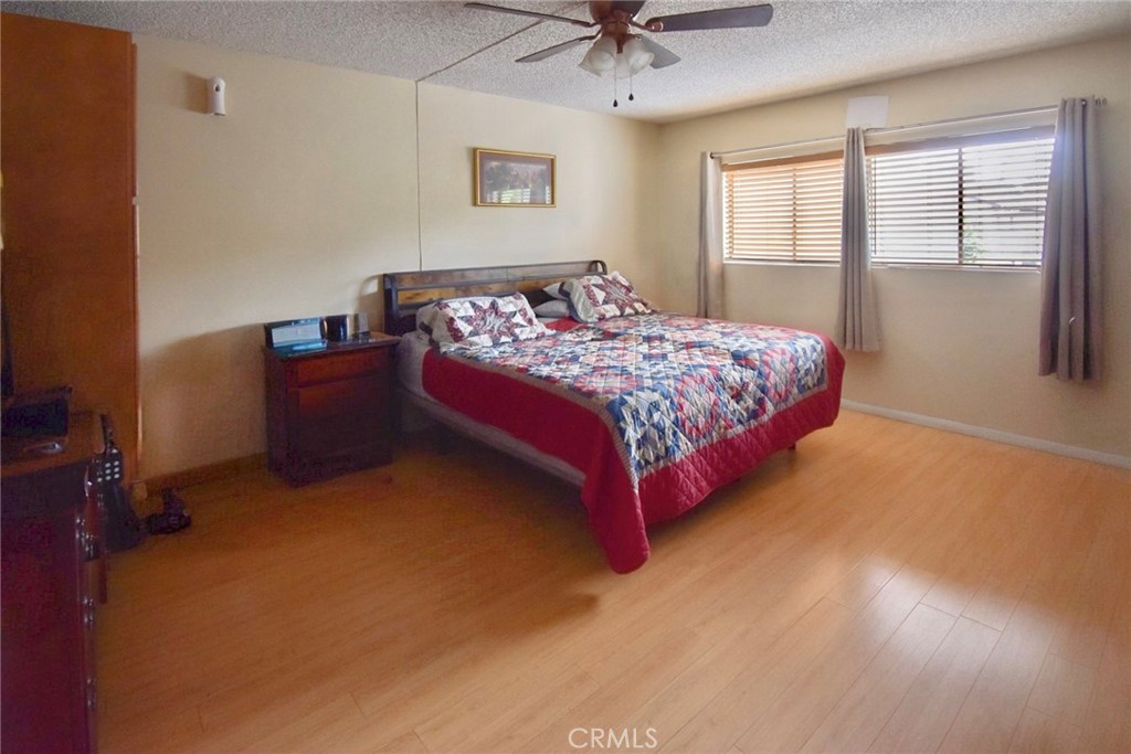 MASTER CHAMBER - 1801 PARK GLEN B, Santa Ana CA 92706 - photo 18