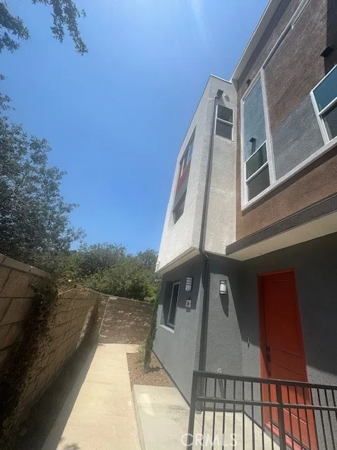 1812 E. 1st Street 200, Santa Ana, CA 92705