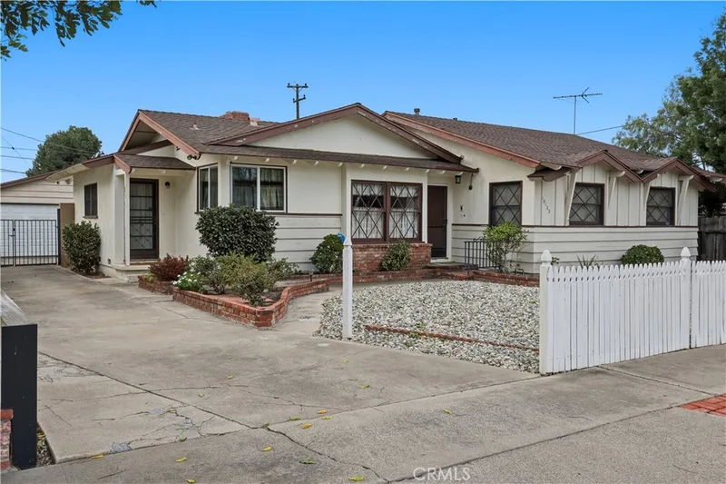 18122 Romelle, Santa Ana