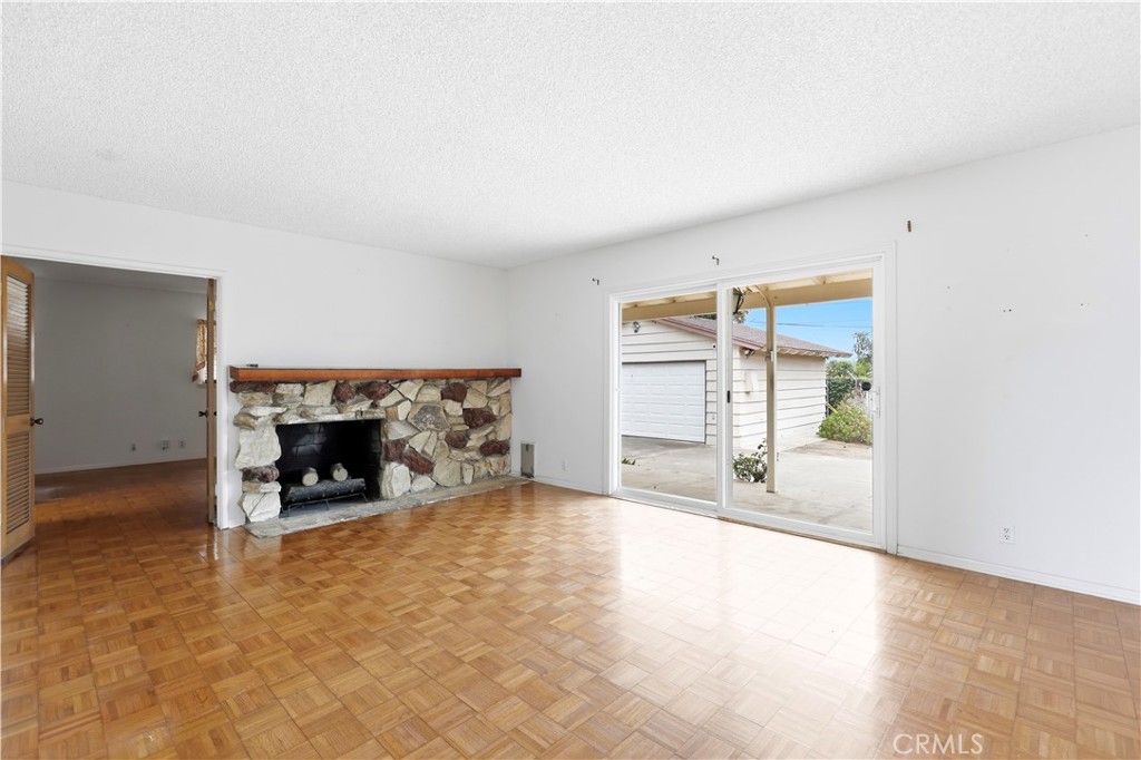 18122 Romelle, Santa Ana CA 92705 - photo 5