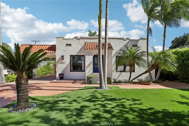 1813 N Baker, Santa Ana