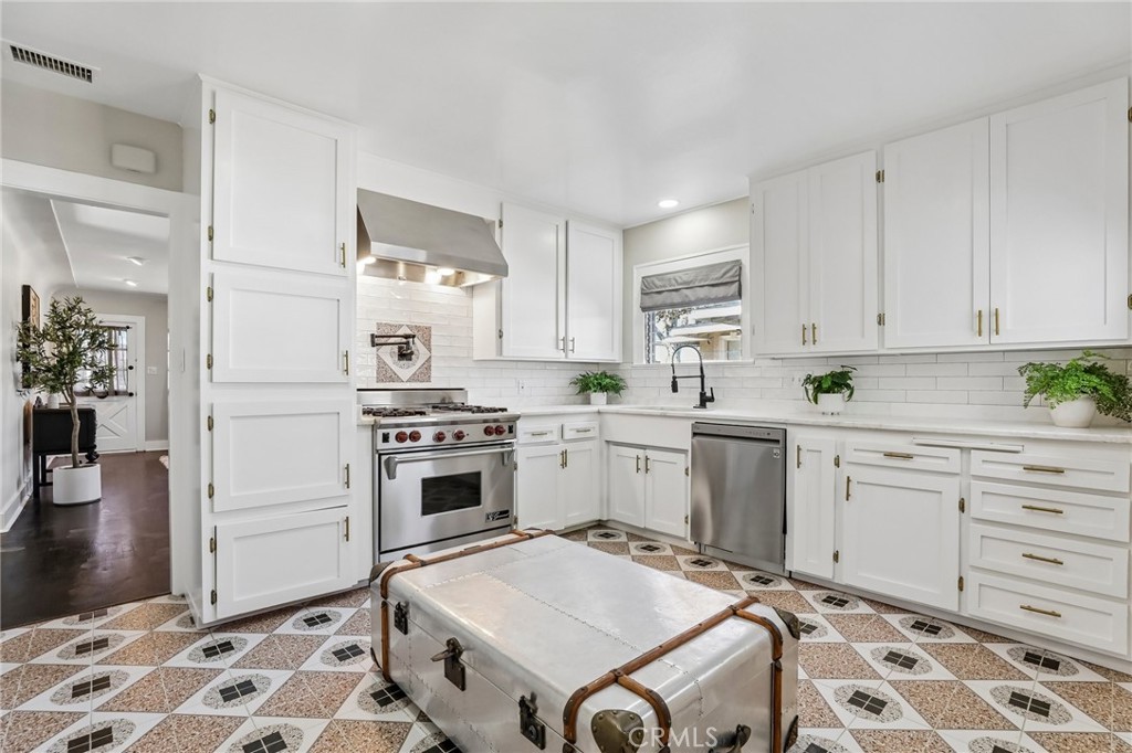 1813 N Baker, Santa Ana CA 92706 - photo 11