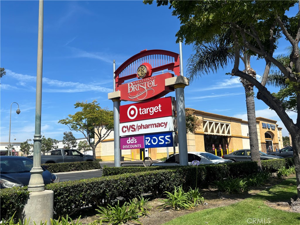 1819 W 17th, Santa Ana CA 92706 - photo 4