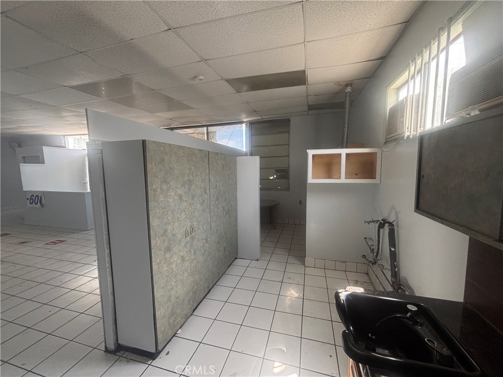 1819 W 17th, Santa Ana CA 92706 - photo 7