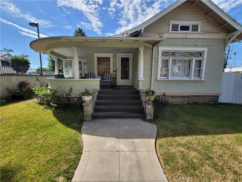 1820 N Bush, Santa Ana, CA 92706