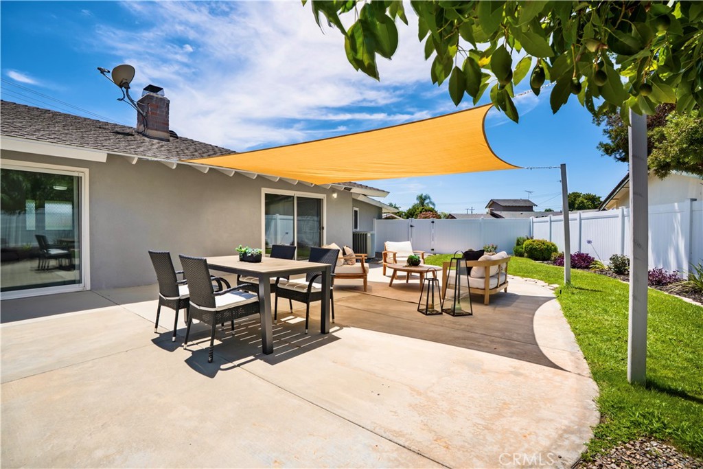 18211 Fairhaven, Santa Ana CA 92705 - photo 25