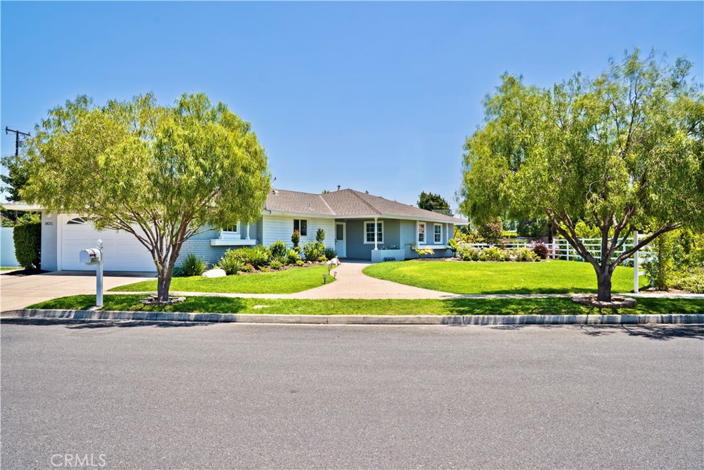 18211 Fairhaven, Santa Ana CA 92705 - photo 27