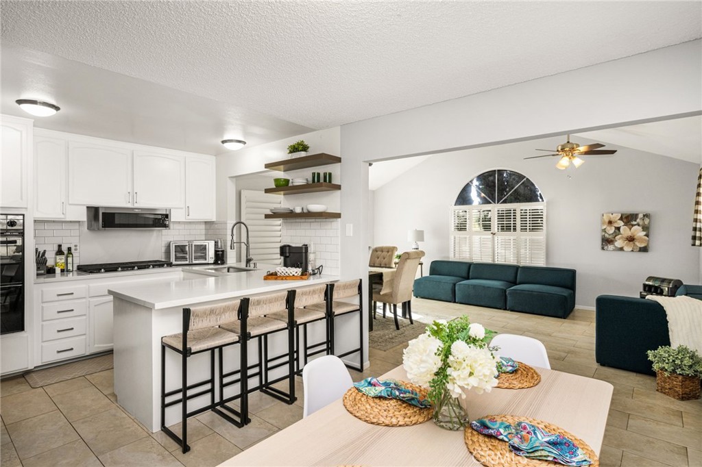1822 Albion Avenue, Santa Ana CA 92705 - photo 11