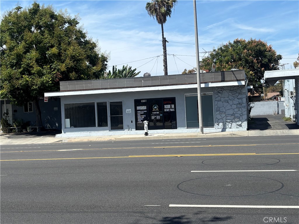 1823 W 17th, Santa Ana CA 92706 - photo 2