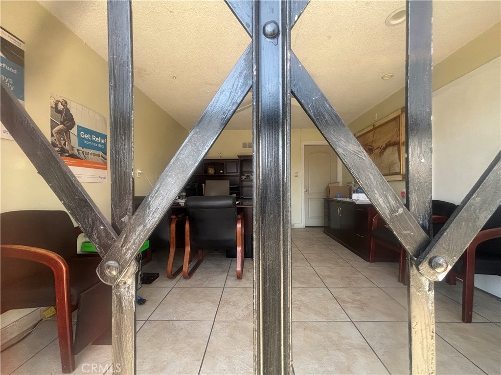 1823 W 17th, Santa Ana CA 92706 - photo 6