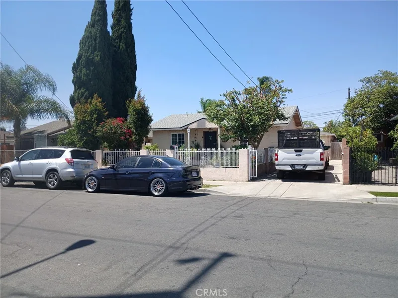 1825 W 2nd Street, Santa Ana